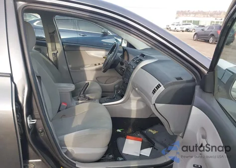 2013 Toyota Corolla L z USA, uszkodzony, nr VIN 5YFBU4EE3DP189666